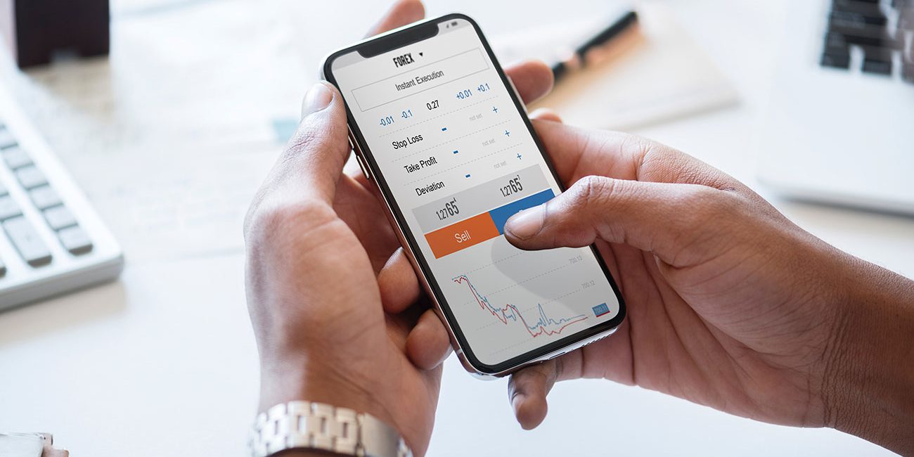 app-cellphone-device-870903-WEB